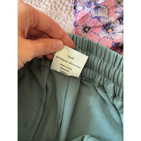 VARLEY Barket Woven Shorts in Dark Forest Size Small - Picture 8 of 8